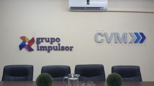Letras corpóreas en POLIFAN