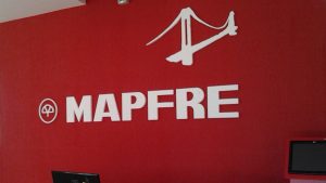 Letras corpóreas en POLIFAN
