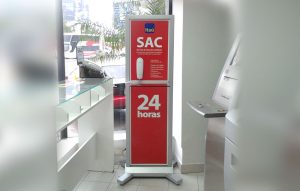 Toten informativo para bancos