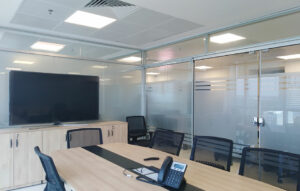esmerilado privacidad decoracion de oficinas en asuncion